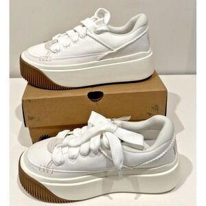 Ugg Women Size 9 EZ Duzzit Essential Lace Up Platform Sneakers White